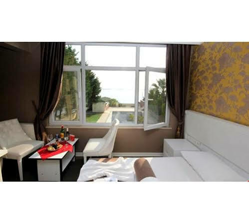 Blue Marine Hotel Sekerpinari Экстерьер фото